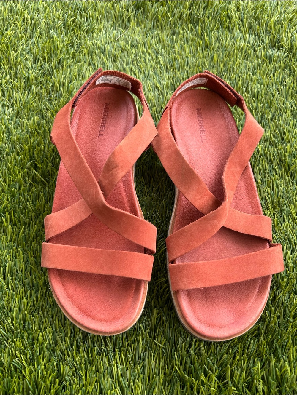 Merrell Woman’s Rust-Red Cross Strap Sandals